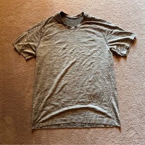 LuLuLemon Men’s Gray Metal Vent Tech Training Shirt Mens Sz M